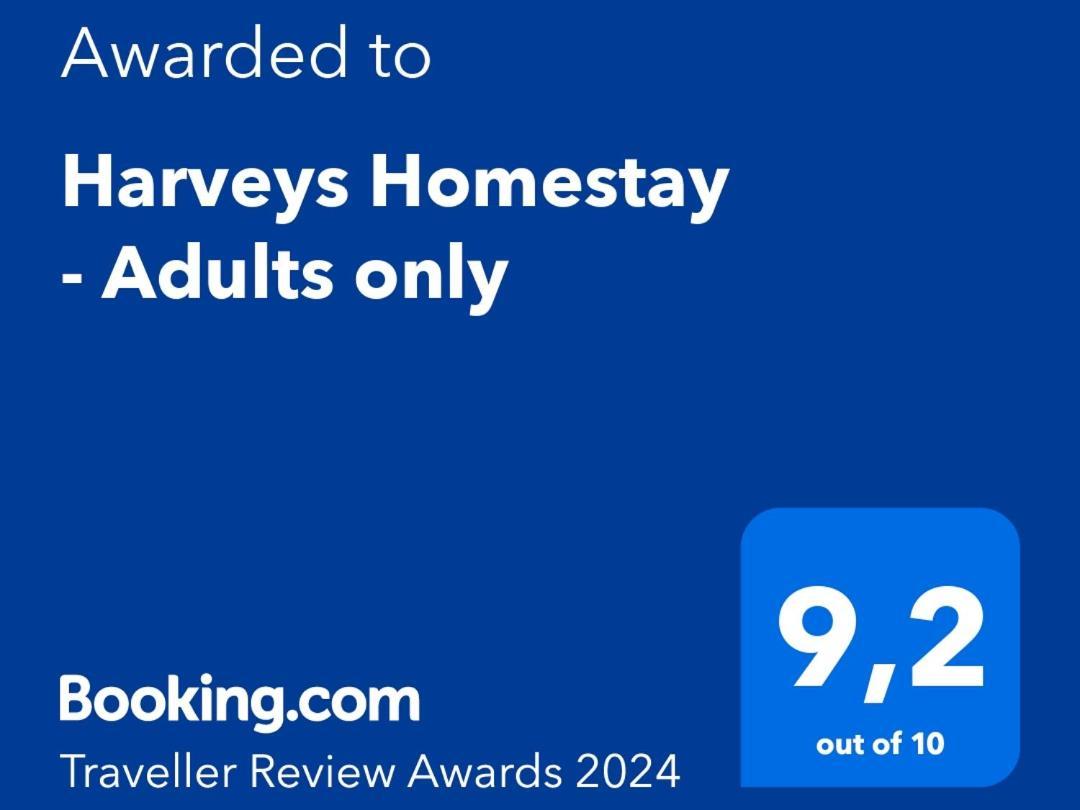 Mieres  Harveys Homestay - Adults Only المظهر الخارجي الصورة